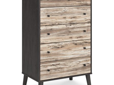 Signature Design by Ashley Piperton EB5514-245 Five Drawer Chest Supply